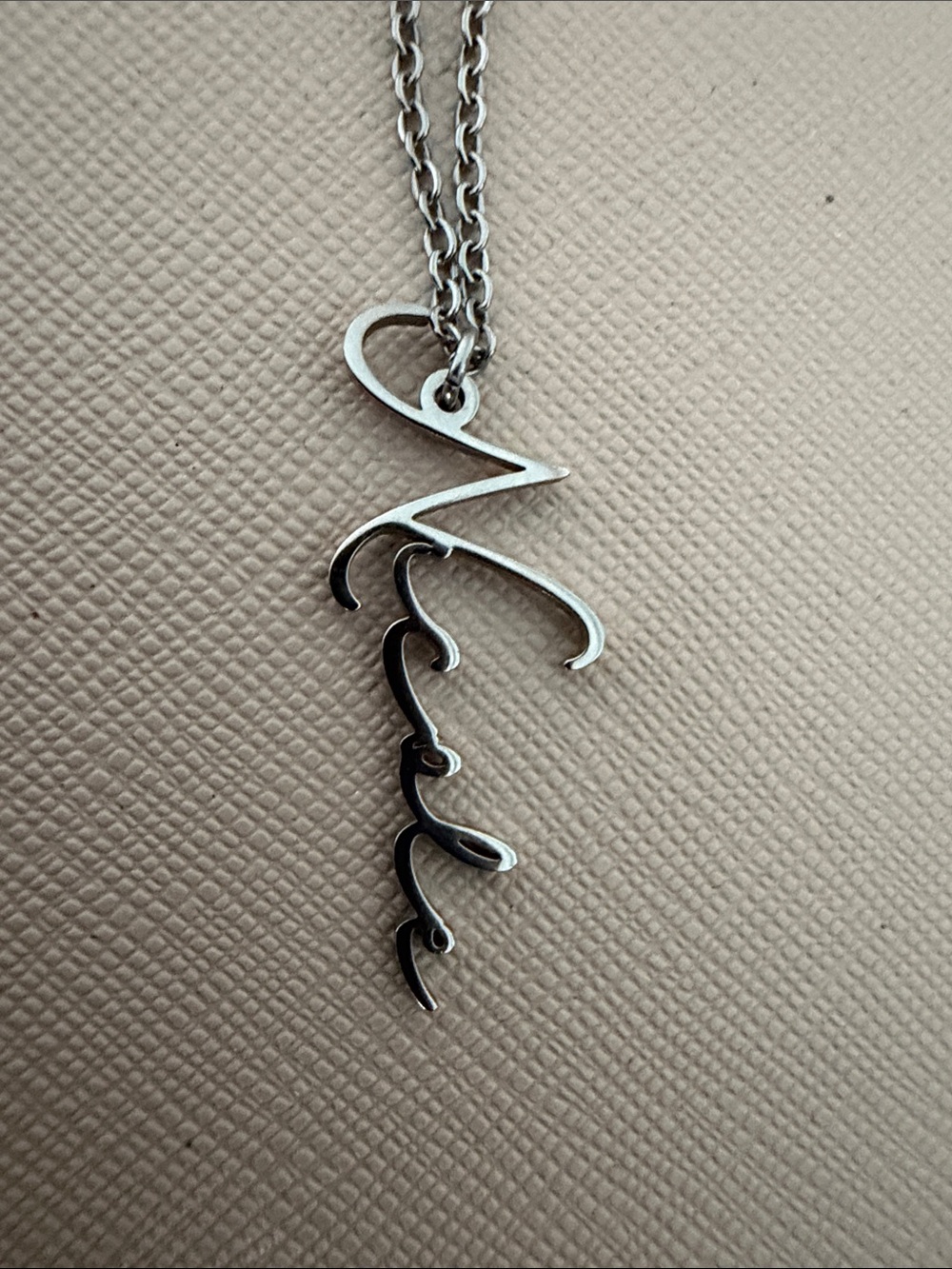 Personalized Silver 'Nicole' Script Necklace - Women's Jewelry